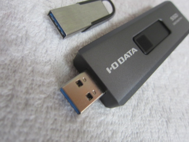 USBメモリ型SSDの容量500Gなアイ・オー・データSSPE-USC500を購入02